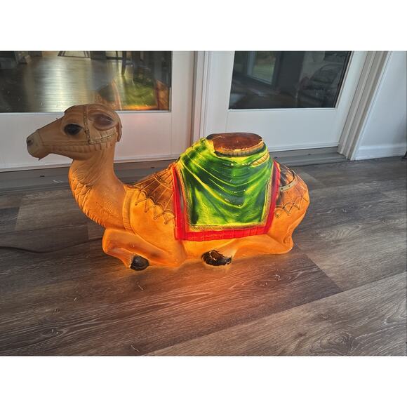 Vintage General Foam Camel Blow Mold Christmas Nativity 28" with Light - Picture 2 of 9